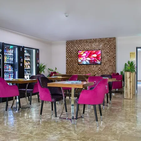 Work & Sleep Boardinghouse Hostel Mannheim