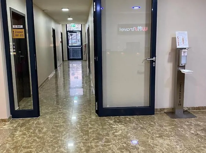 Hostel Work & Sleep Boardinghouse